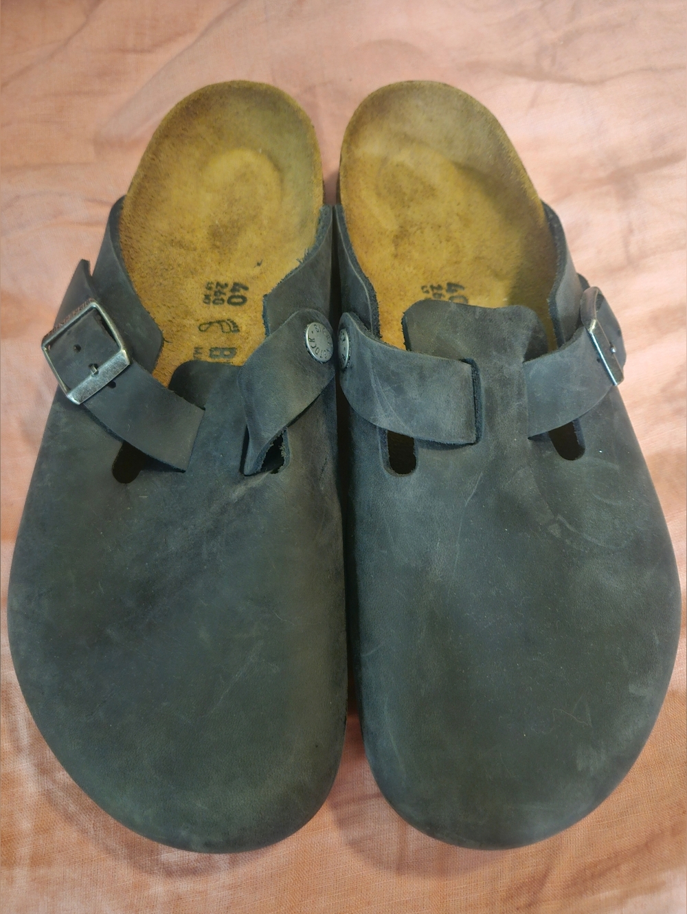 Birkenstock Black Oiled Leather Regular Width Size 40 Us9/9.5